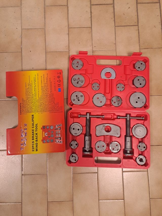 Arretratore pistoncini freno kit