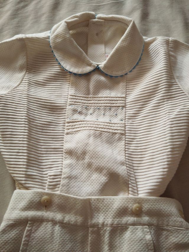 Conjunto formal de niño