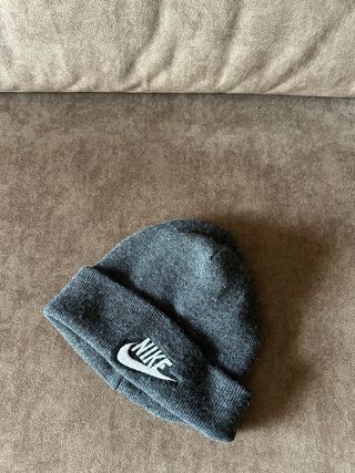 Cappellino Nike grigio