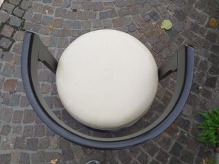 Puff design anni 70 con ruote