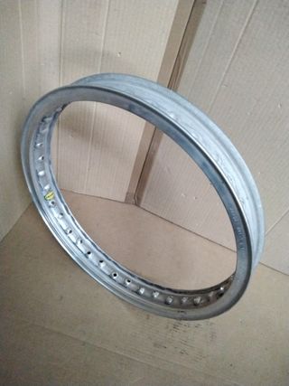 Llanta aluminio Akront 17"