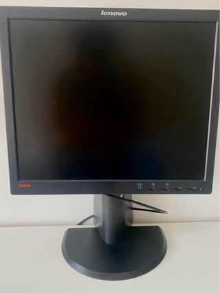 Monitor Lenovo