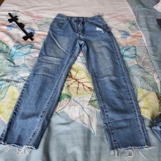 Pantalon vaquero recto