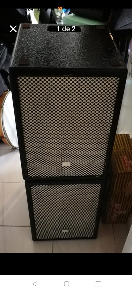 Altavoces de 450 watts reales. No amplificados.