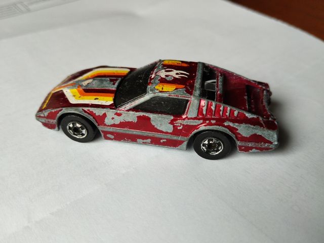 Hot wheels crack UPS