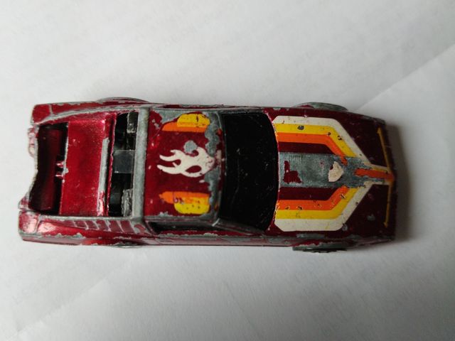 Hot wheels crack UPS