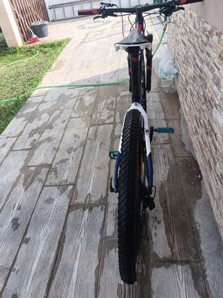 Bicicleta de montaña Scott 29". negociable 