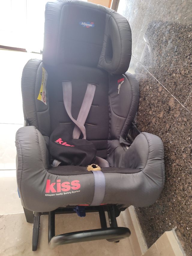Silla coche contra marcha kipplan kiss
