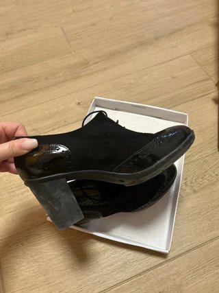 Scarpe eleganti con tacco spesso