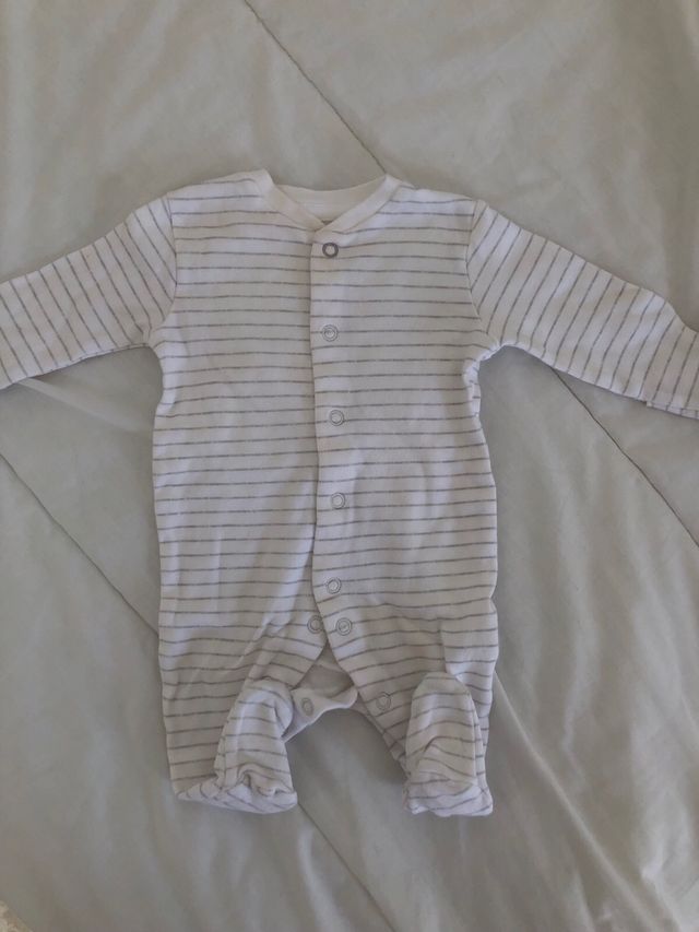 Lote de Pijamas bebé 0-1m