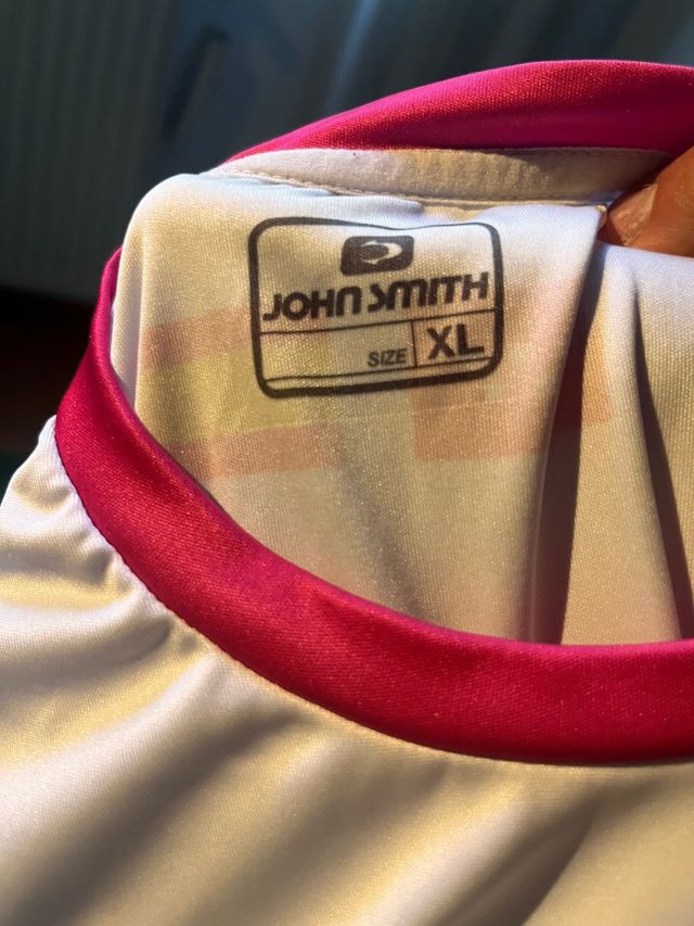 Camiseta john smith de futbol