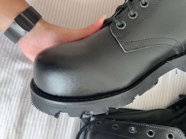 Botas piel seguridad con punta reforzada de hierro