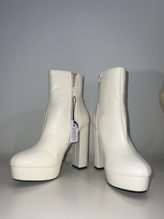 Botines de tacon blanco