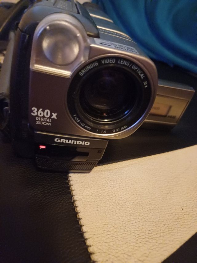 Telecamera Grundig Scenos 360x