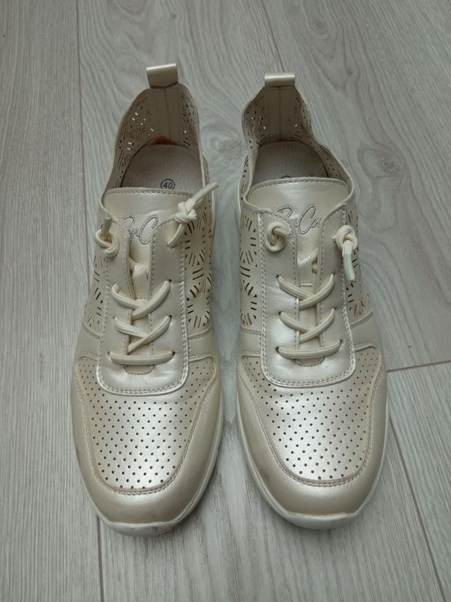 Zapatos mujer blanco/dorado  40