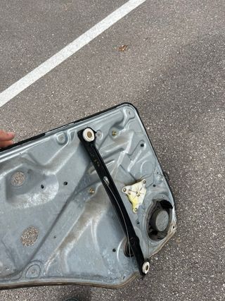 ELEVALUNAS TRASERO PASSAT