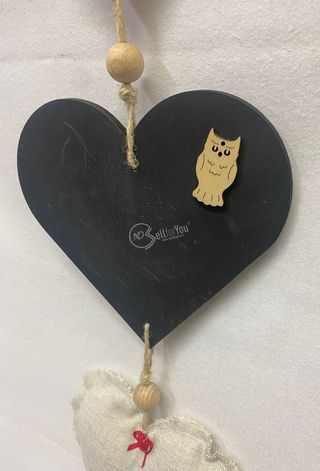 Cuori in stoffa da parete con lavagna