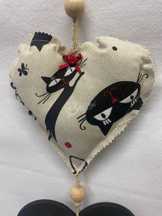 Cuori in stoffa da parete con lavagna