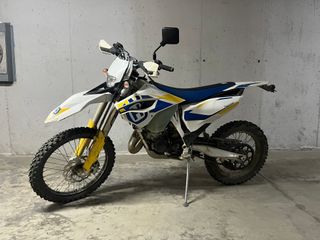 Moto Enduro Husqvarna 125 TE