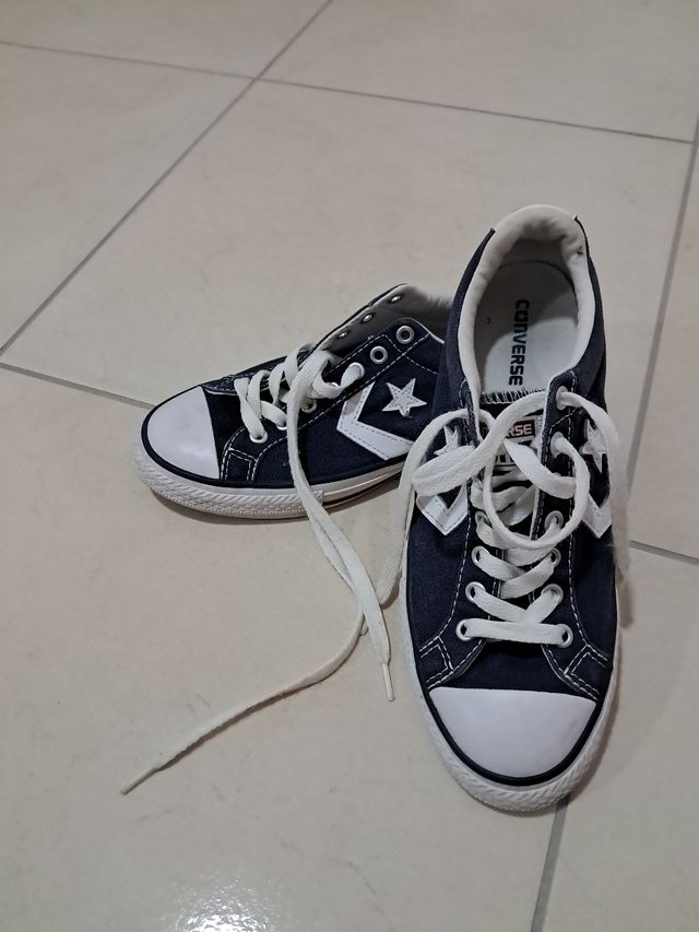 Converse blue vintage