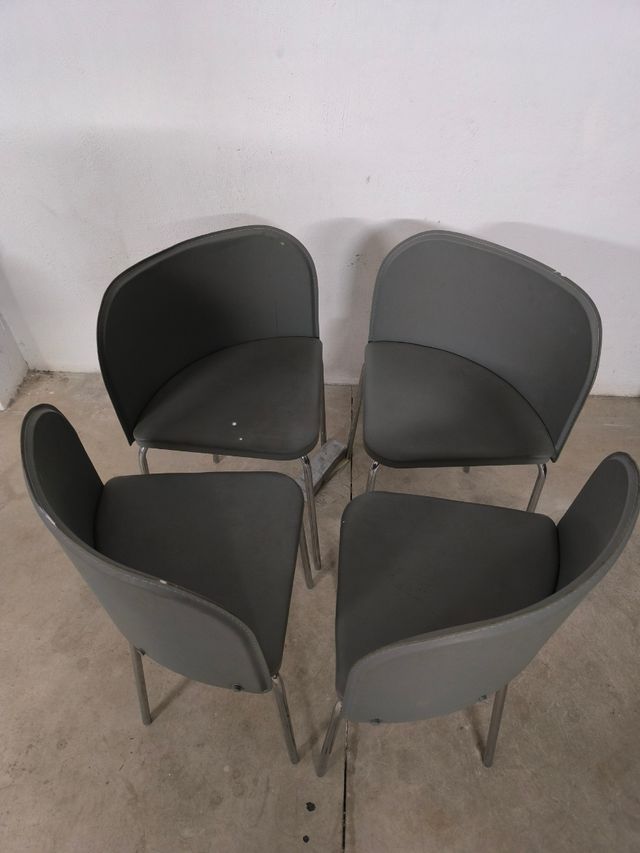 Sillas metal y polipiel gris