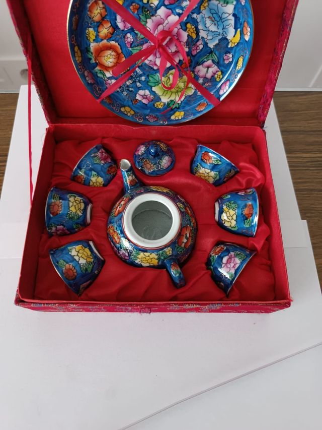 Juego de té miniatura