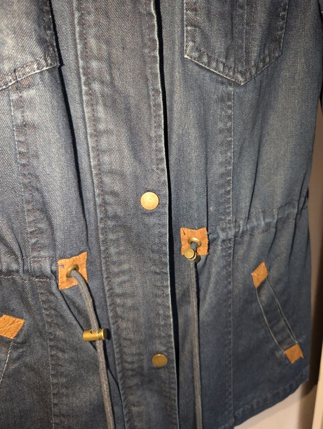 Cazadora vaquera de la marca Kelrebec 