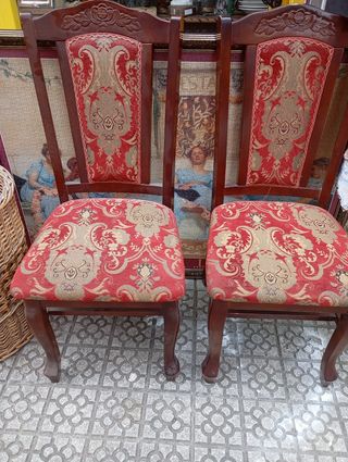DOS SILLAS
