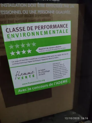 Chimenea de fundición sin estrenar