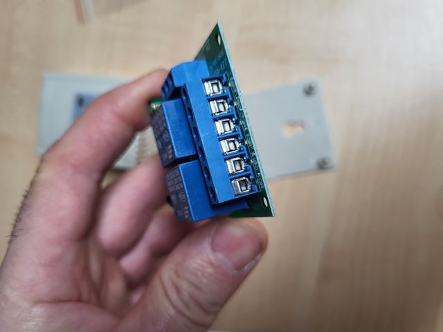 Interruttore radiocomandato 2 canali