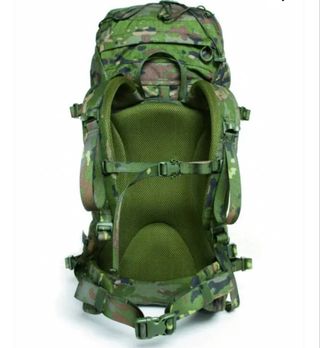 Mochila de Montaña Ligera Altus