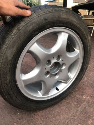 llanta con neumatico