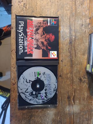 Juego ps1 Metal geard solid