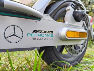 Patín eléctrico Xiaomi x Mercedes