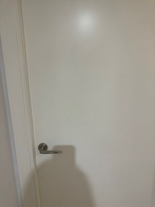 Puerta lacada con marco