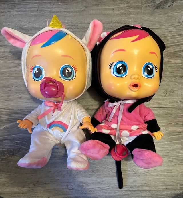 Bebés llorones grandes.