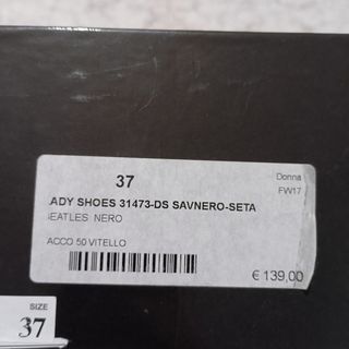 Scarpa décolleté con tacco nera nr 37