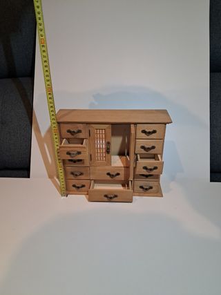 Mueble de madera casa de muñecas