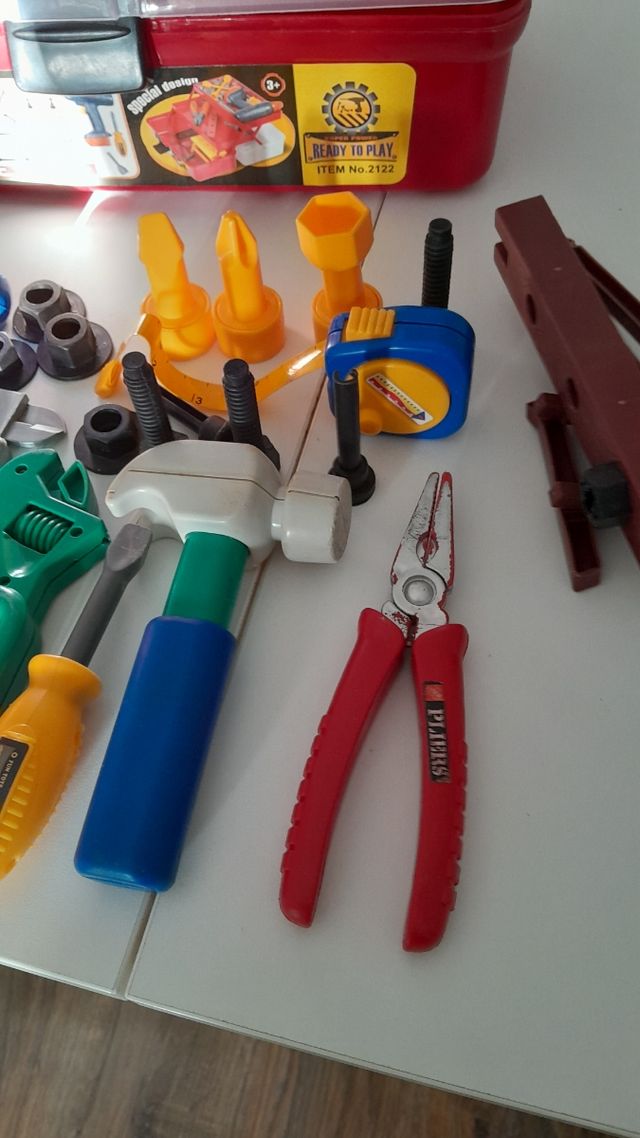 Caja herramientas juguete tamaño real