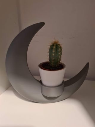 Peça de decoração em forma de LUA NOVO