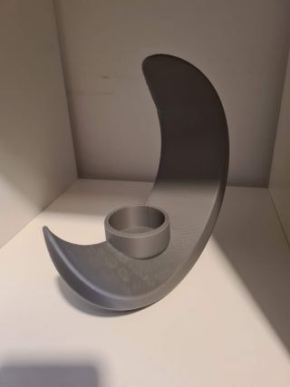 Peça de decoração em forma de LUA NOVO