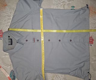 Camisa Raoni talla L vintage manga corta