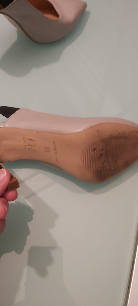 Scarpe donna chanel usate due volte