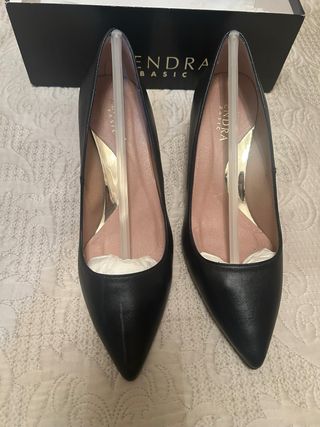 Zapato vestir azul marino Zendra Basic talla 39. 