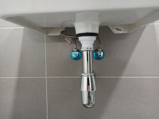 Lavabo Gala + válvula click-clack