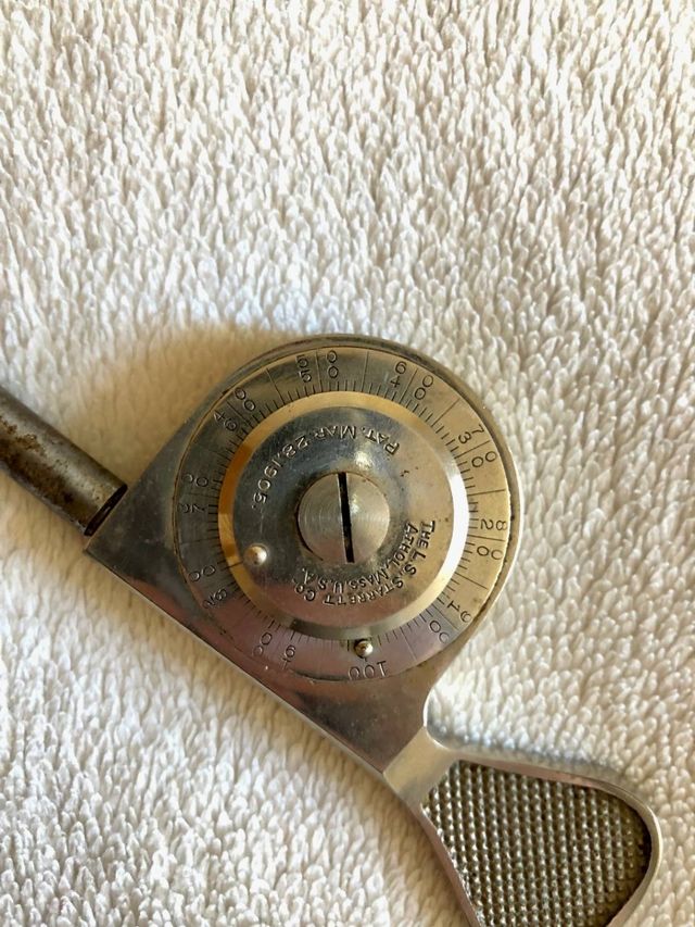Cuentavueltas Tacómetro manual antiguo