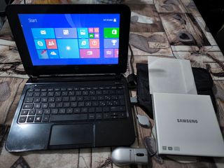 Hp pavillon 10 TS touch screen