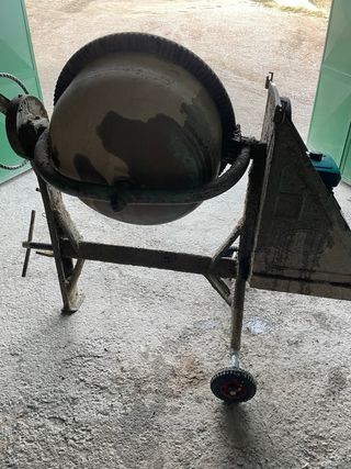 Hormigonera umacon gasolina