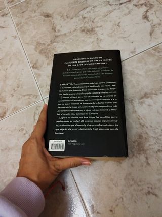 Grey («Cincuenta sombras» contada por Christian Grey 1)
