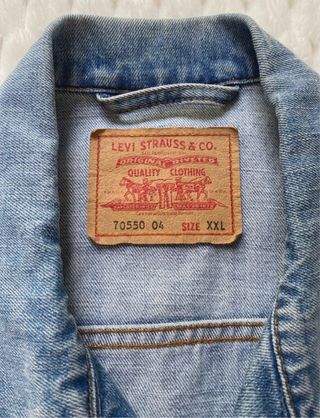 Chaqueta levis 